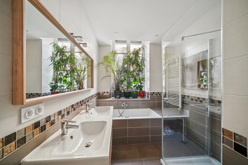 Appartement - 155 m² - 5 pièces