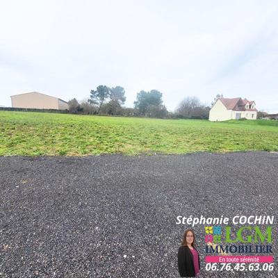 Terrain constructible - 674 m²