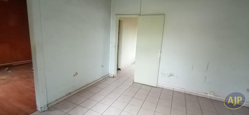 Maison - 60 m² - 4 pièces