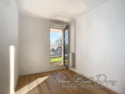 Appartement - 86 m² - 4 pièces