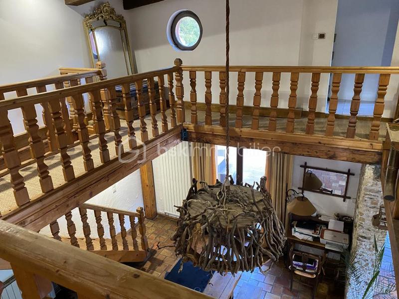 Villa - 212 m² - 5 pièces