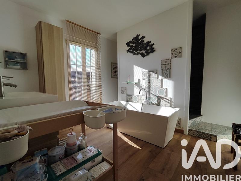 Maison - 138 m² - 6 pièces