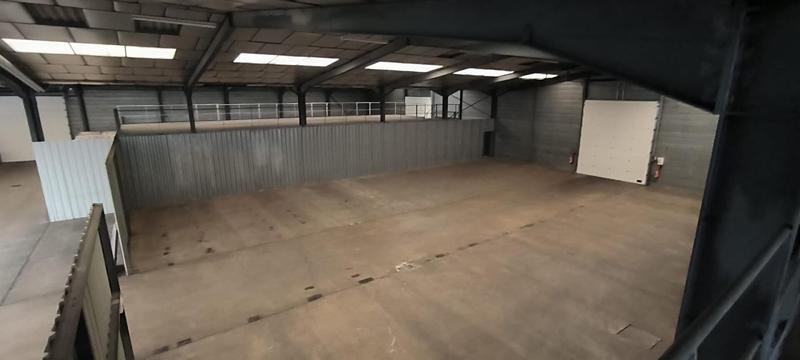 Local commercial - 463 m² - 1 pièce