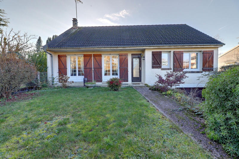 Maison - 137 m² - 5 pièces