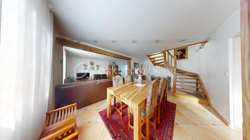 Corps de ferme - 126 m² - 7 pièces