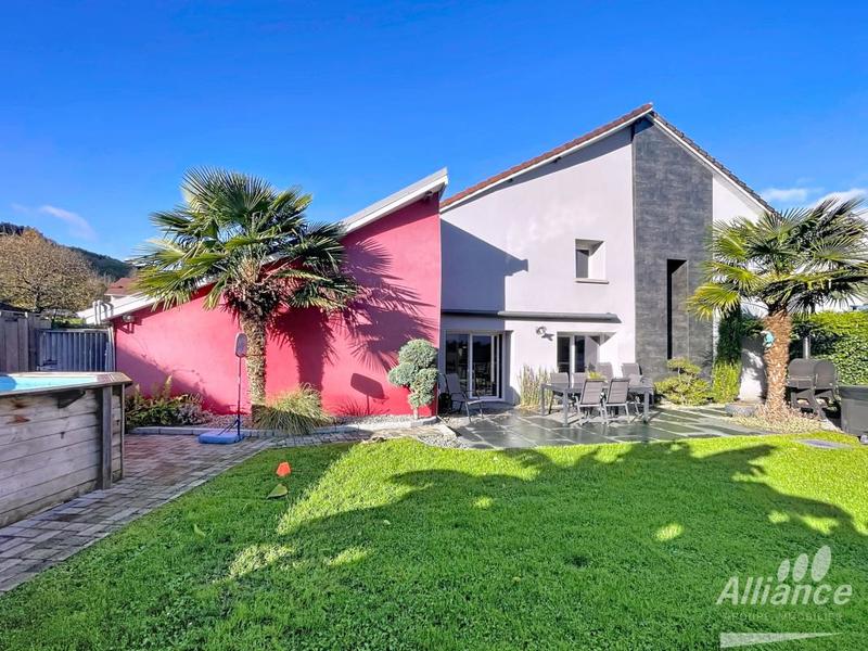 Maison - 170 m² - 6 pièces