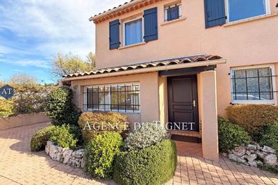 Maison - 105 m² - 6 pièces