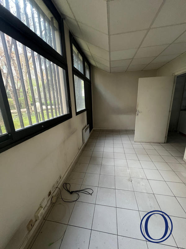 Local commercial - 176 m²