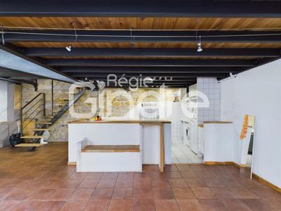 Appartement - 95 m² - 3 pièces