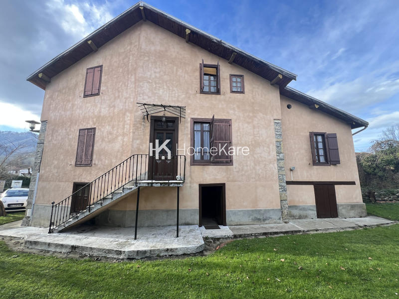 Maison - 160 m² - 5 pièces