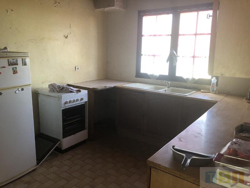 Maison - 153 m² - 9 pièces