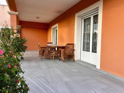 Maison - 176 m² - 5 pièces