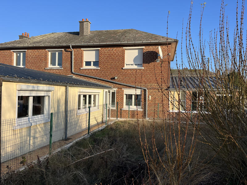 Maison - 98 m² - 7 pièces