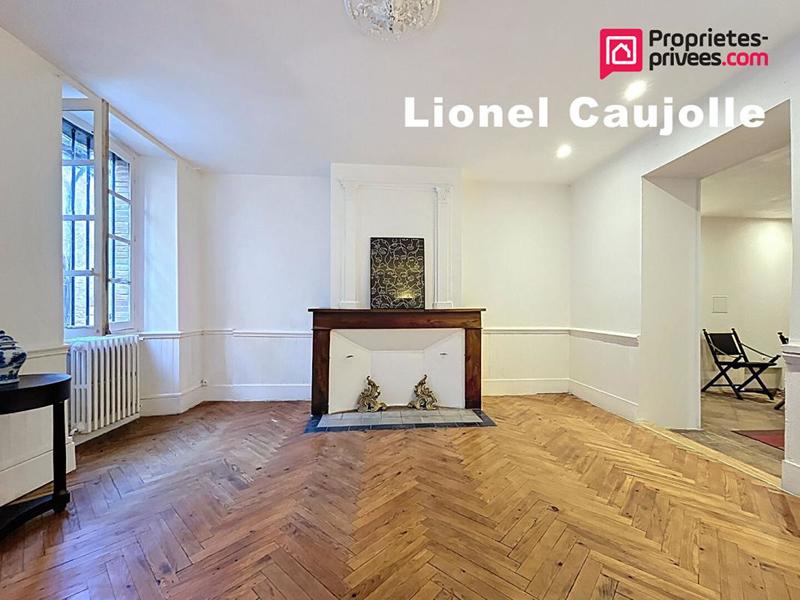 Maison - 196 m² - 5 pièces