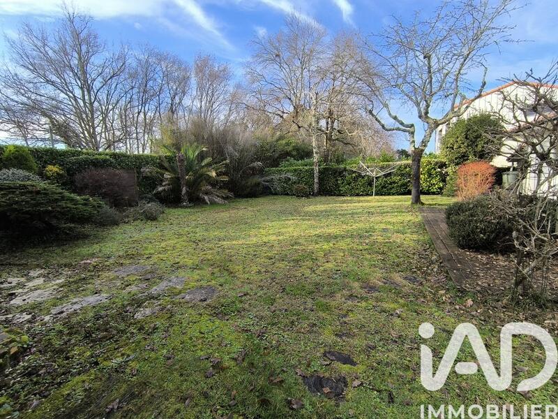 Maison - 138 m² - 5 pièces