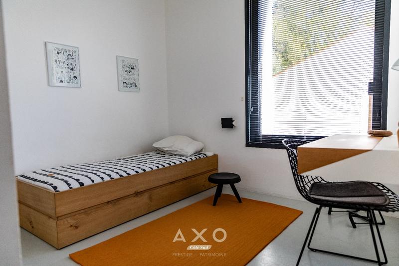 Maison - 190 m² - 6 pièces