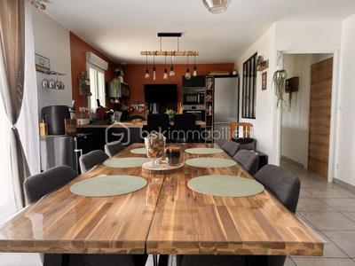 Maison - 133 m² - 6 pièces