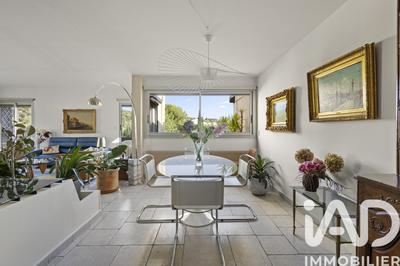 Duplex - 189 m² - 7 pièces