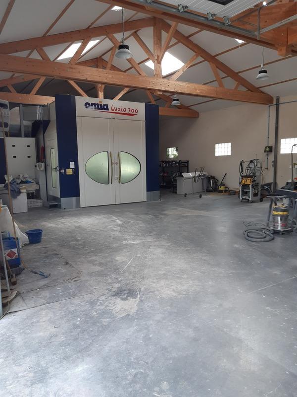 Local commercial - 650 m² - 3 pièces