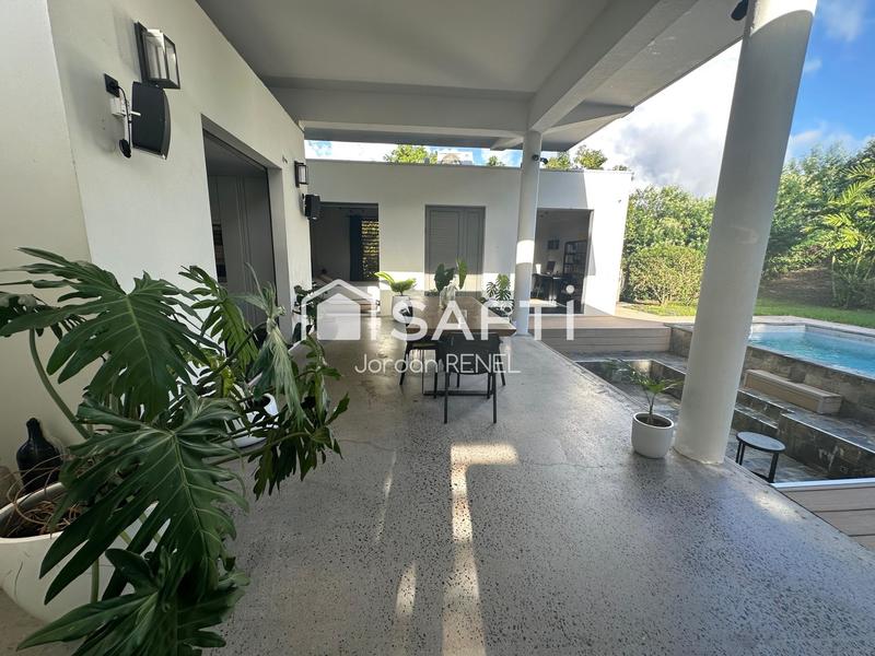 Maison - 125 m² - 4 pièces