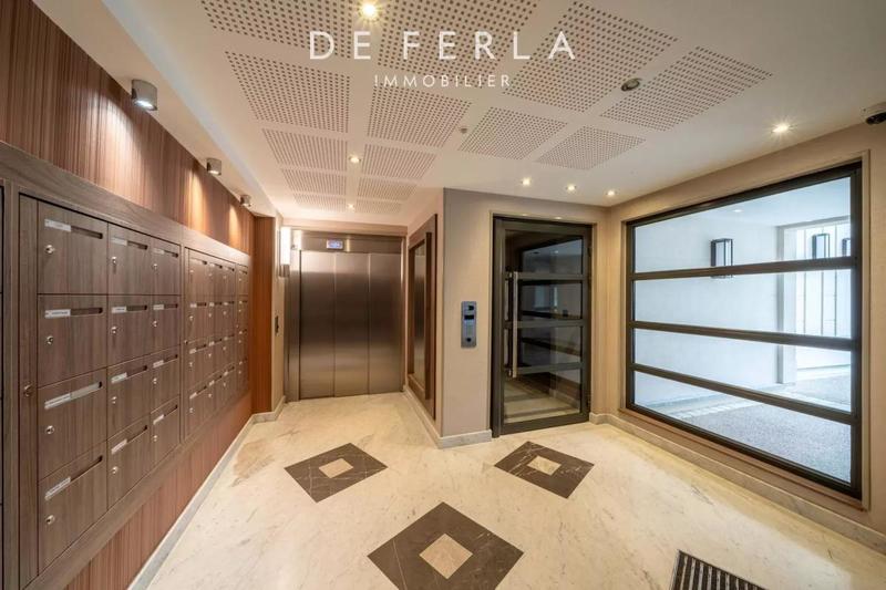 Appartement - 107 m² - 4 pièces