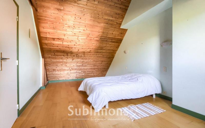 Maison - 163 m² - 6 pièces