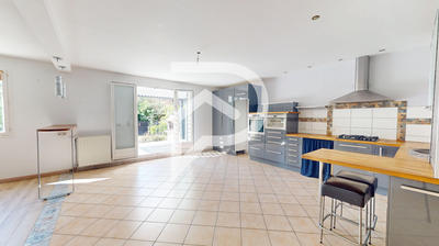 Maison - 150 m² - 7 pièces