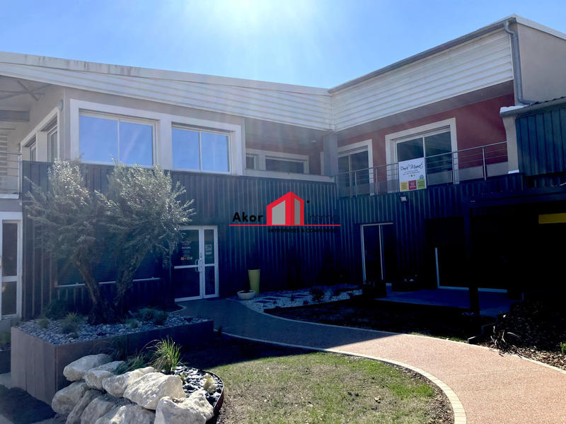 Bureau - 358 m² - 10 pièces