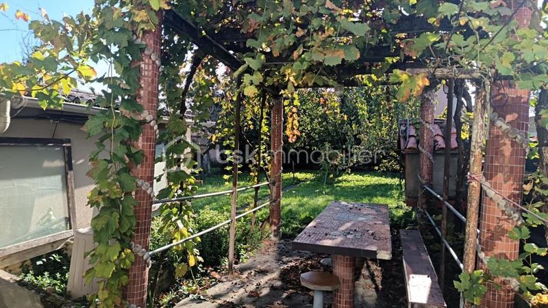 Maison - 108 m² - 6 pièces