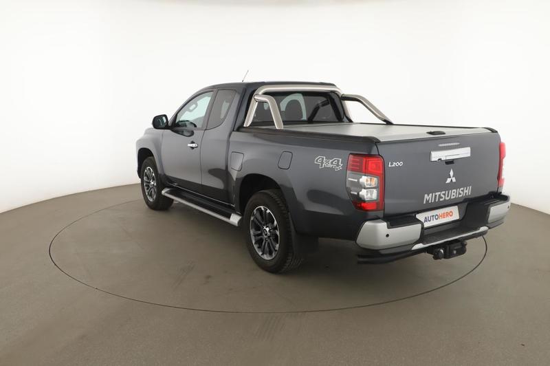 Mitsubishi L200 Club Cabine 2.2 Di-D Intense Navi 150 ch