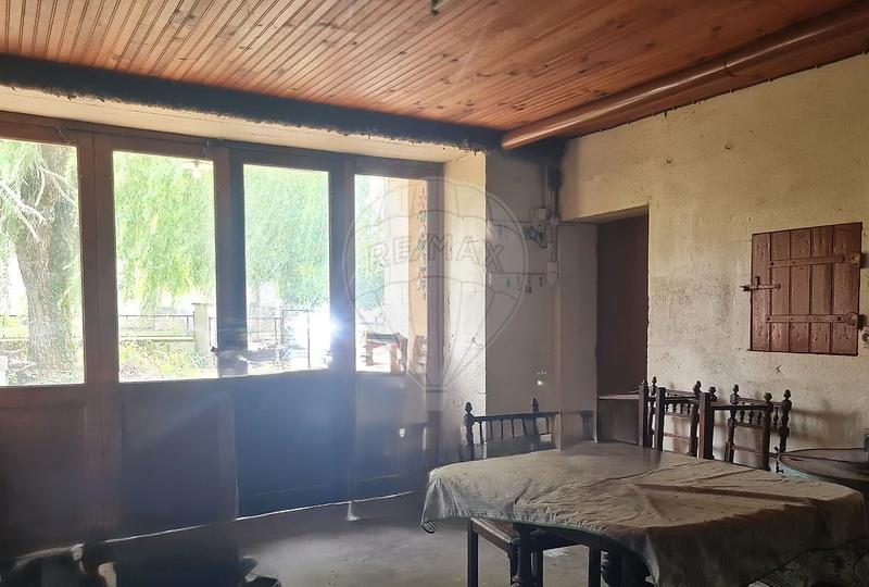 Maison - 93 m² - 4 pièces