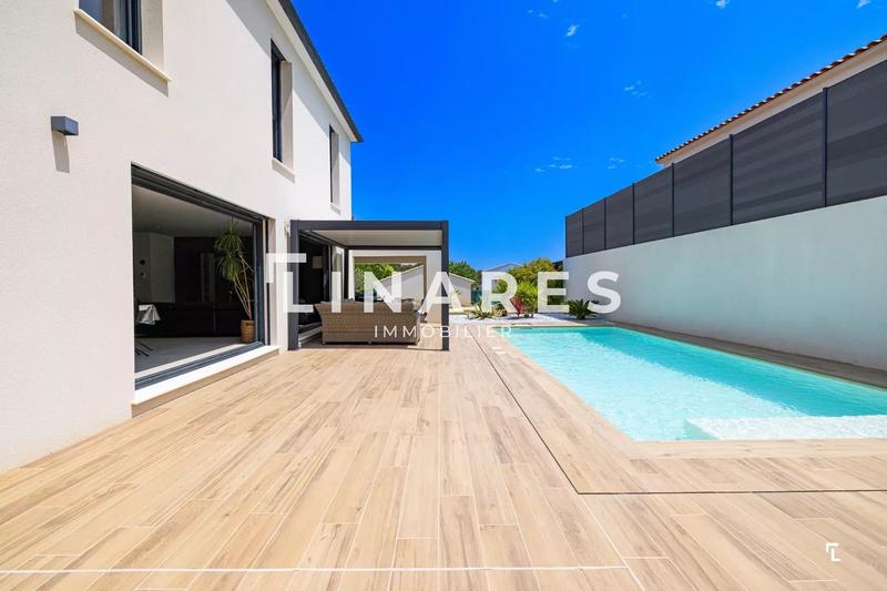 Maison - 145 m² - 4 pièces