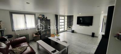 Maison traditionnelle - 128 m² - 6 pièces