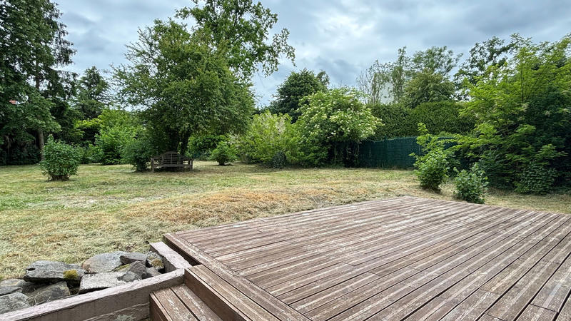 Maison - 233 m² - 9 pièces