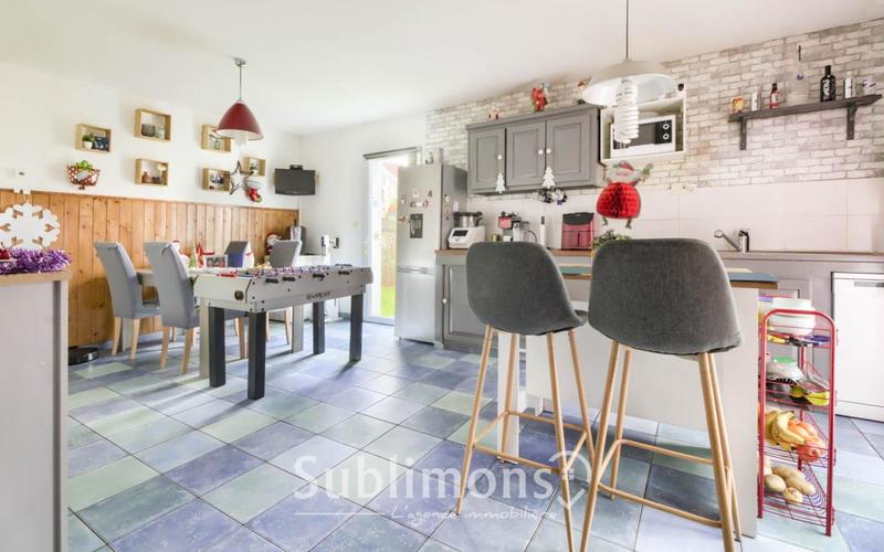 Maison - 95 m² - 5 pièces