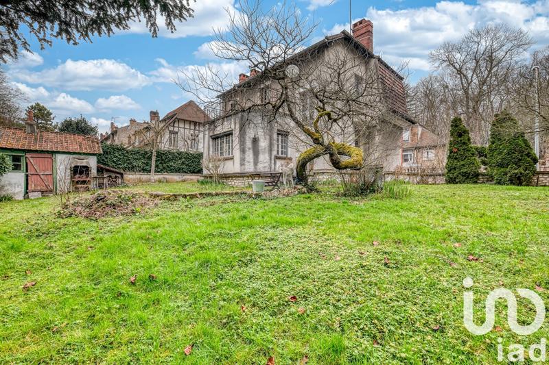 Maison - 168 m² - 9 pièces