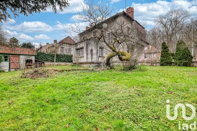 Maison - 168 m² - 9 pièces