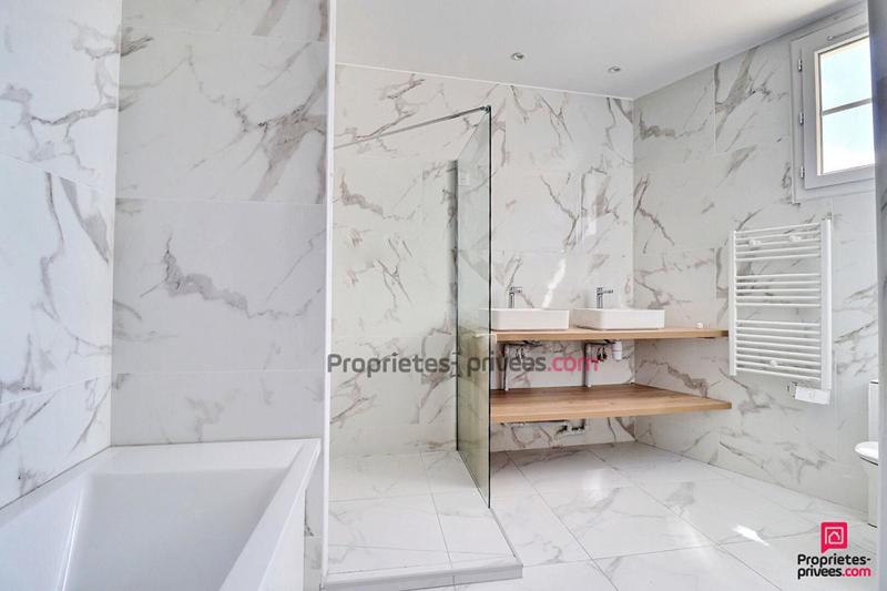 Appartement - 110 m² - 5 pièces