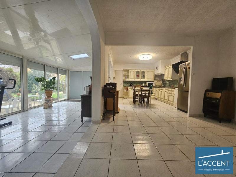 Maison - 100 m² - 3 pièces