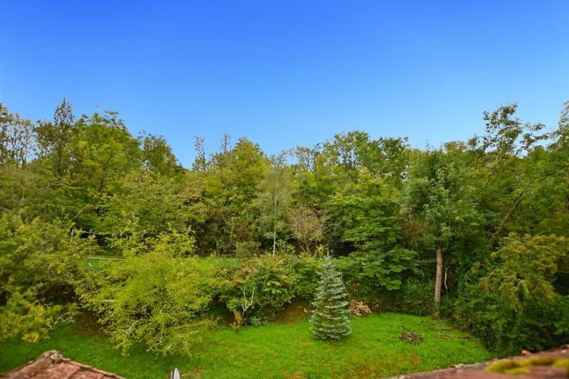 Propriété - 229 m² - 11 pièces