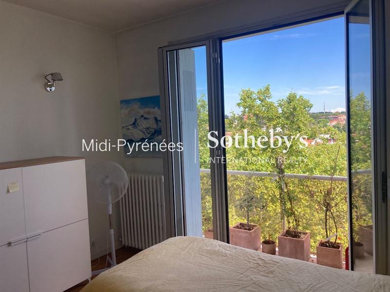 Appartement - 85 m² - 4 pièces