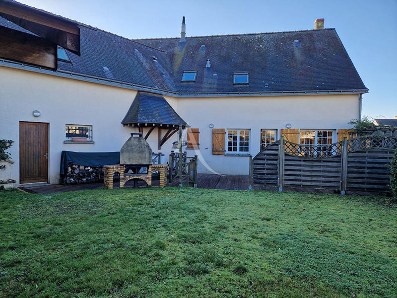 Maison - 178 m² - 8 pièces