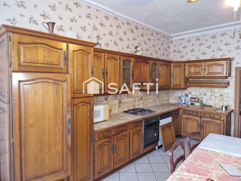 Maison de maîtres - 311 m² - 10 pièces