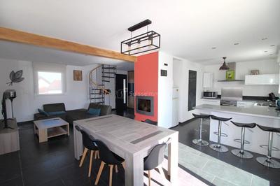 Maison - 134 m² - 7 pièces