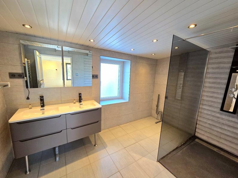 Maison - 156 m² - 5 pièces