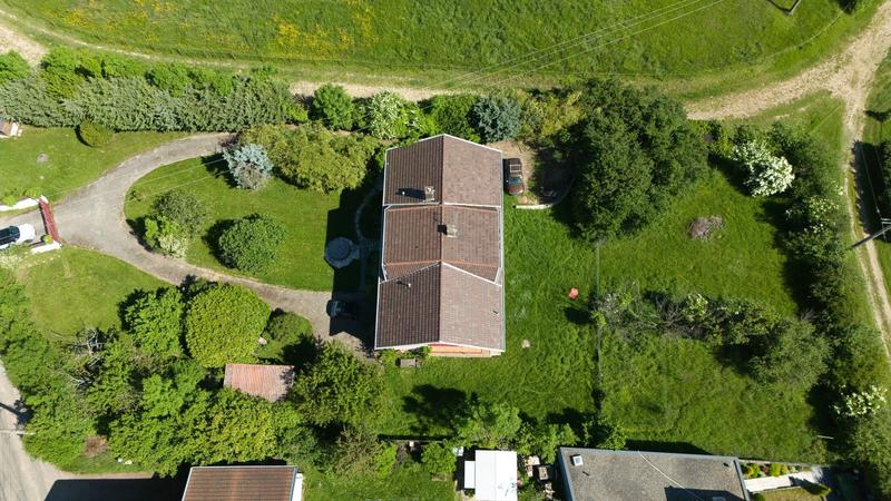 Maison - 203 m² - 7 pièces