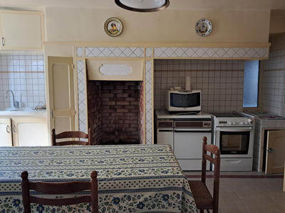 Maison - 210 m² - 8 pièces