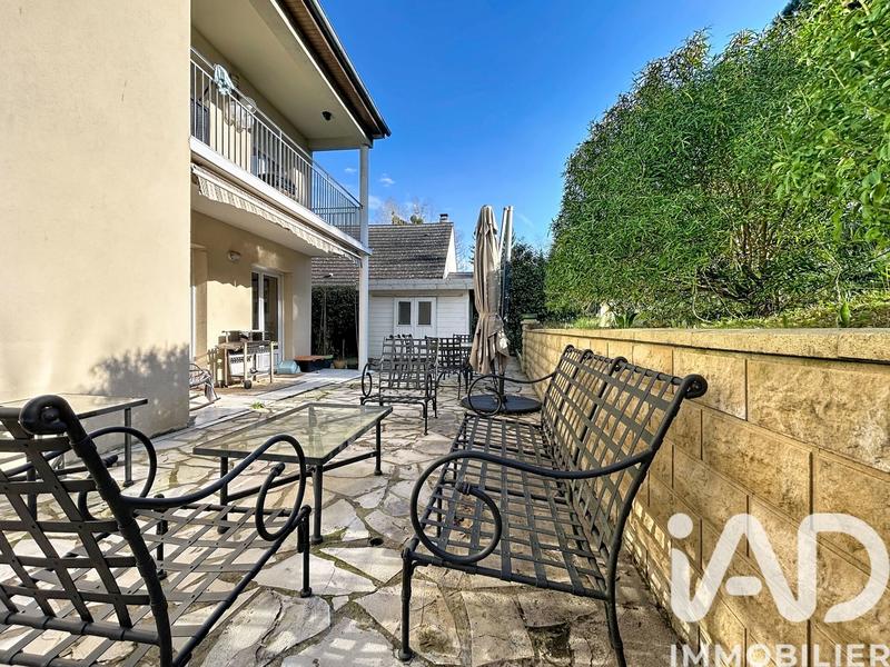 Appartement - 82 m² - 3 pièces