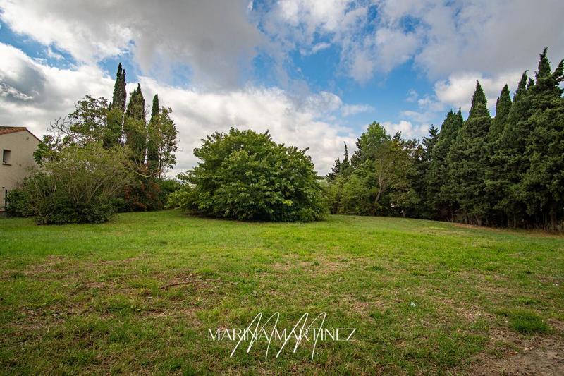 Terrain constructible - 1 323 m²