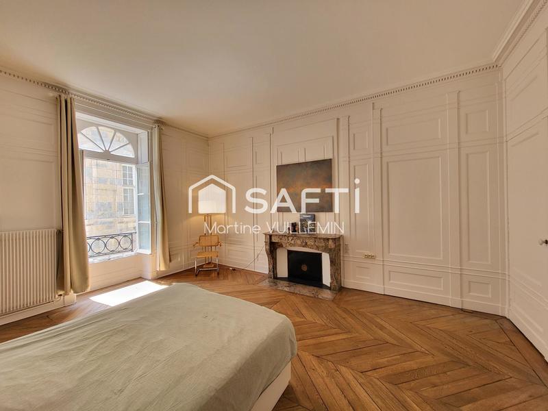 Appartement - 180 m² - 5 pièces